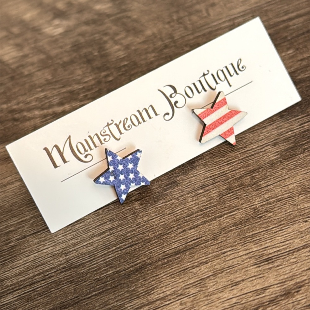 Star Patriotic American Flag Earrings